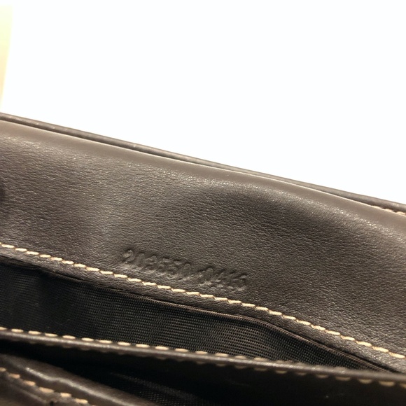 Gucci Brown GG Canvas Heart Plate Long Wallet Sku#84585 (Gently used) - Picture 16 of 16